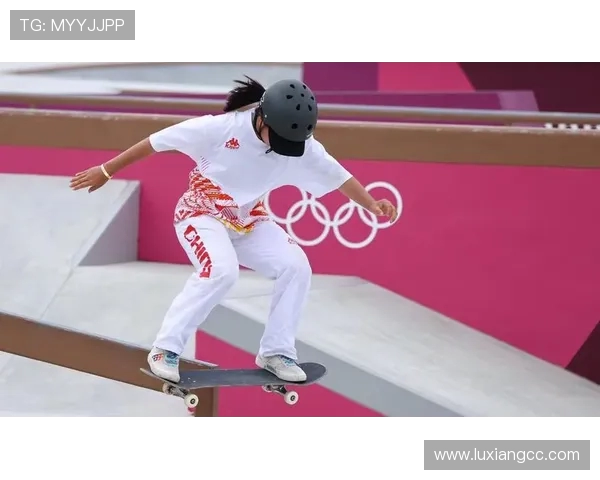 武汉街舞队在滑板精英赛中的耐力表现分析与精彩瞬间回顾 武汉街舞队在滑板精英赛中的耐力表现分析与精彩瞬间回顾