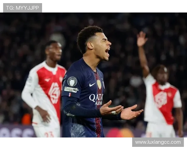 巴黎圣日耳曼:从顶级俱乐部到全球足球品牌的崛起与挑战