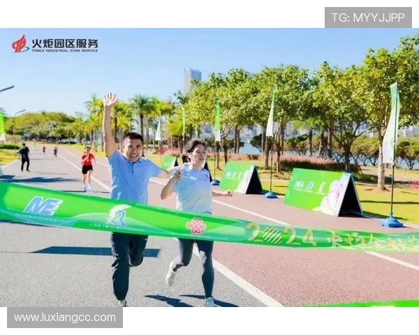 激情燃动赛场展现拼搏精神凝聚力量共谱体育盛宴新篇章