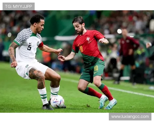 1998年世界杯西班牙与尼日利亚激战回顾与精彩瞬间分析