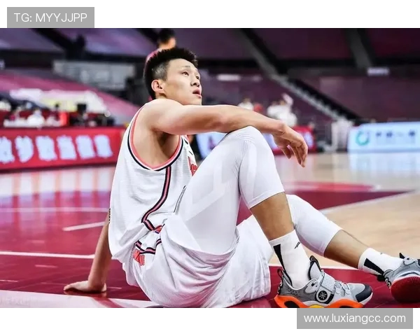 周鹏：从篮球场上的传奇到社会公益的先锋之路